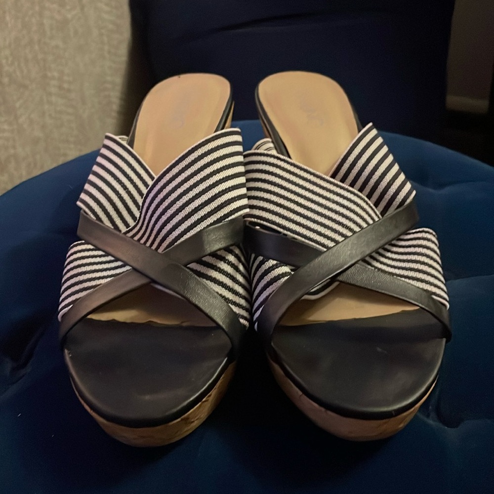 Via Uno wedges